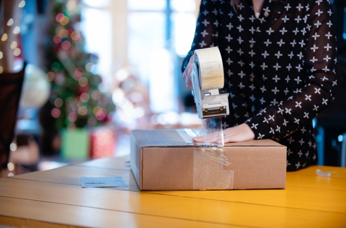 How Conveyor Systems Simplify Returns Processing How Conveyor Systems Simplify Returns Processing