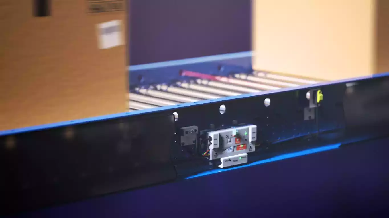 How to Improve Packaging Efficiency with a Carton Accumulation Conveyor How to Improve Packaging Efficiency with a Carton Accumulation Conveyor
