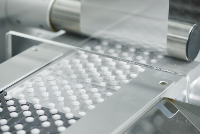 Industries That Benefit from Stainless Steel and Washdown Conveyors