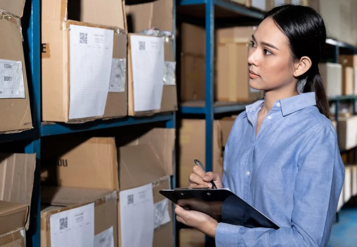 Reverse Logistics: A Key Step to Simplify Returns Processing Reverse Logistics: A Key Step to Simplify Returns Processing