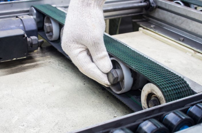 Step-by-Step Guide to Post-Holiday Conveyor System Maintenance Step-by-Step Guide to Post-Holiday Conveyor System Maintenance
