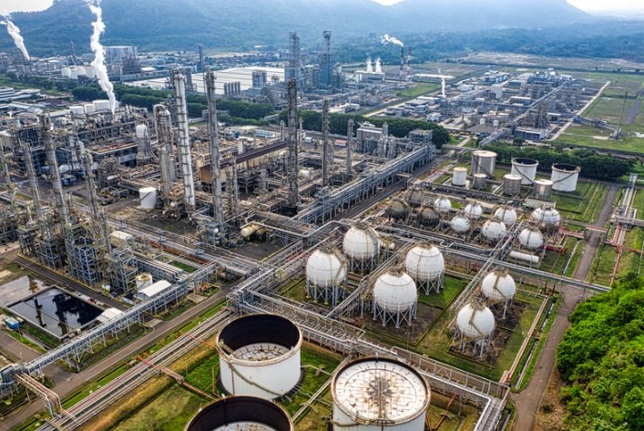 Sustainability and Green Logistics in Material Handling Sustainability and Green Logistics in Material Handling