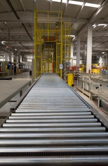 Understanding Seasonal Demand of Smart Conveyors in E-Commerce Understanding Seasonal Demand of Smart Conveyors in E-Commerce