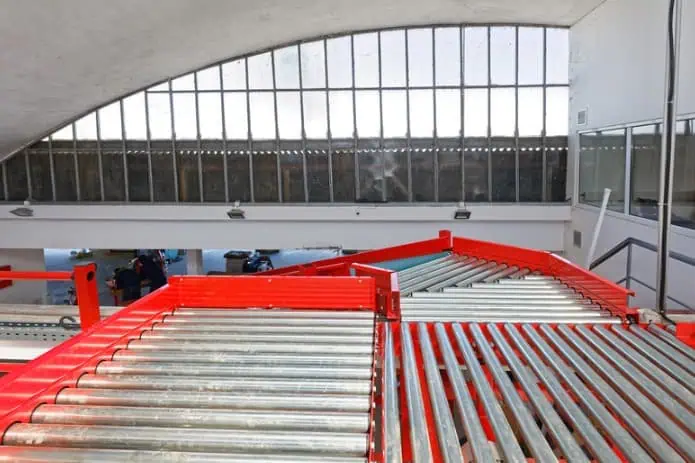 Advanced Conveyor Systems and Diverting Advanced Conveyor Systems and Diverting